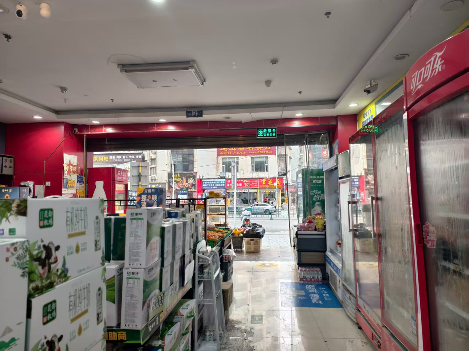 核心商圈临街门面360平方房东出租
